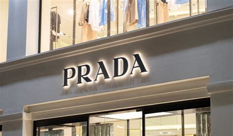 vicenza negozio prada|negozi in prada.